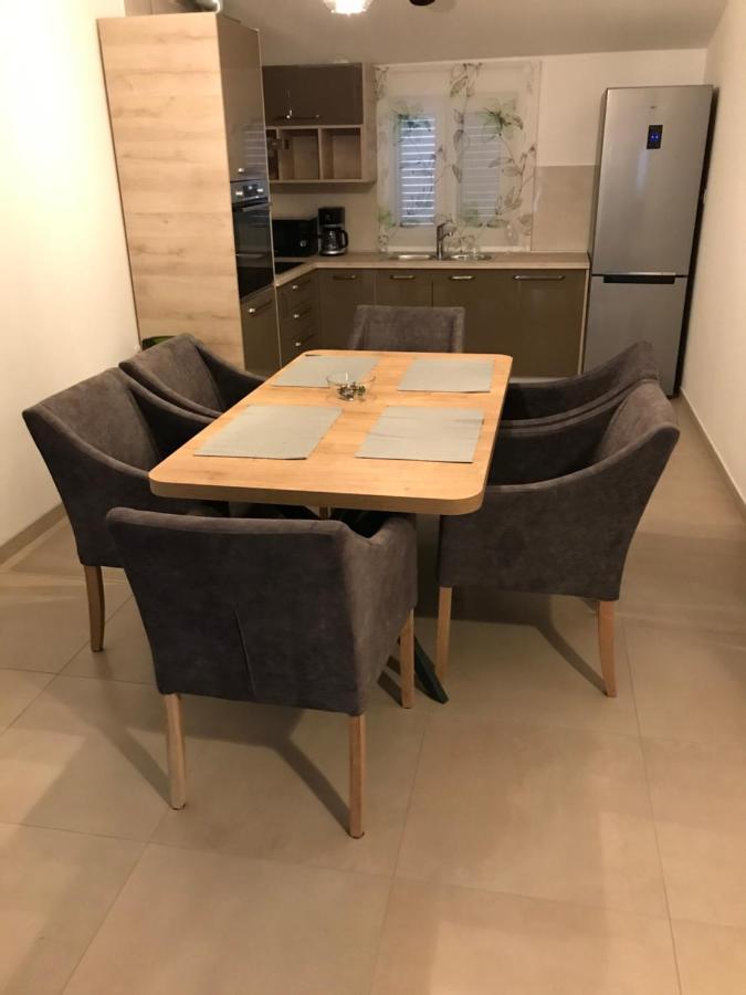 Albatros Lägenhet Kaštel Sućurac Exteriör bild