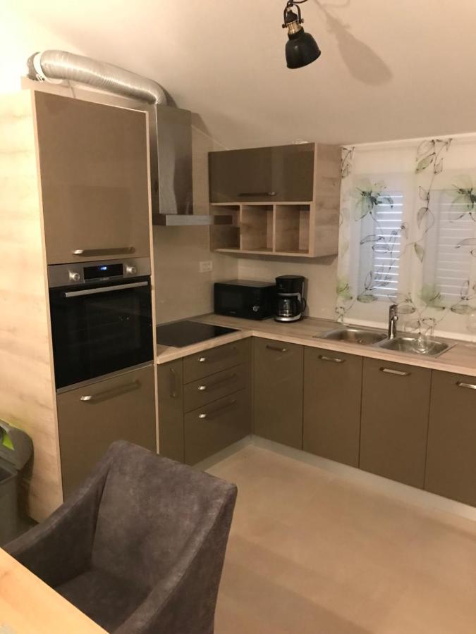 Albatros Lägenhet Kaštel Sućurac Exteriör bild