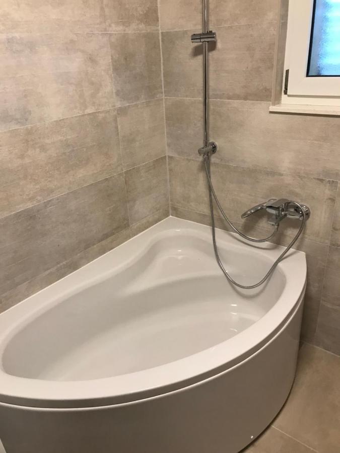 Albatros Lägenhet Kaštel Sućurac Exteriör bild
